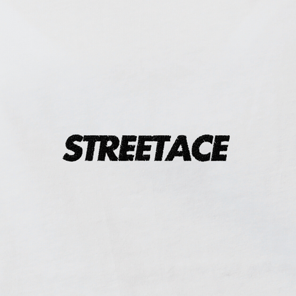 Schlichtes Streetace T-Shirt mit dezenter Logo-Stickerei auf der Brust